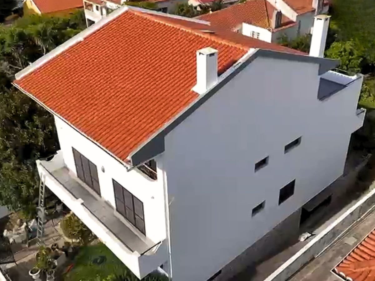 Pintura, impermeabilização de telhado e isolamento de terraço